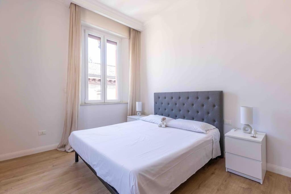 Ferienwohnung Cozy House In The Heart Of Bologna Exterior foto
