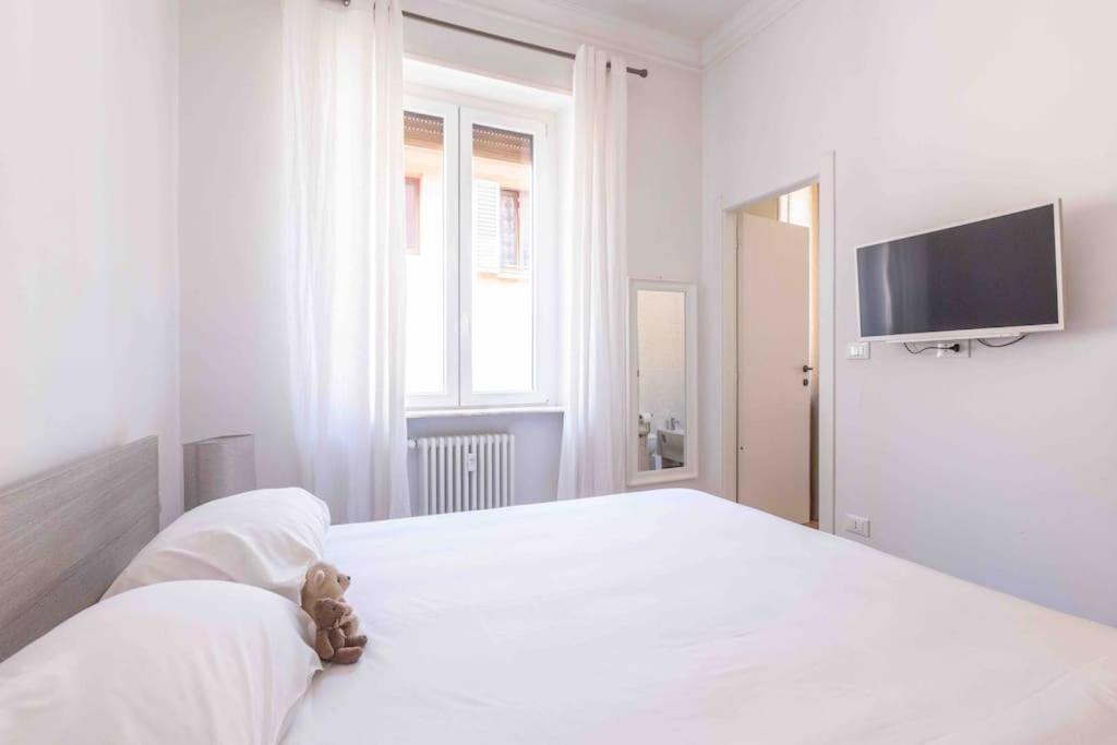 Ferienwohnung Cozy House In The Heart Of Bologna Exterior foto